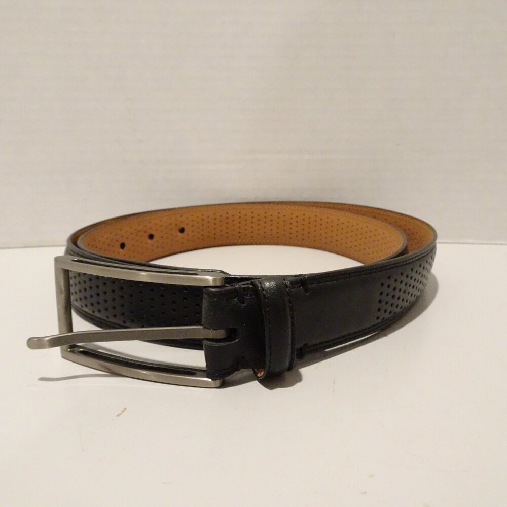 NIKE MENS PERFORATED BELT BLACK Leather Size L Swoosh